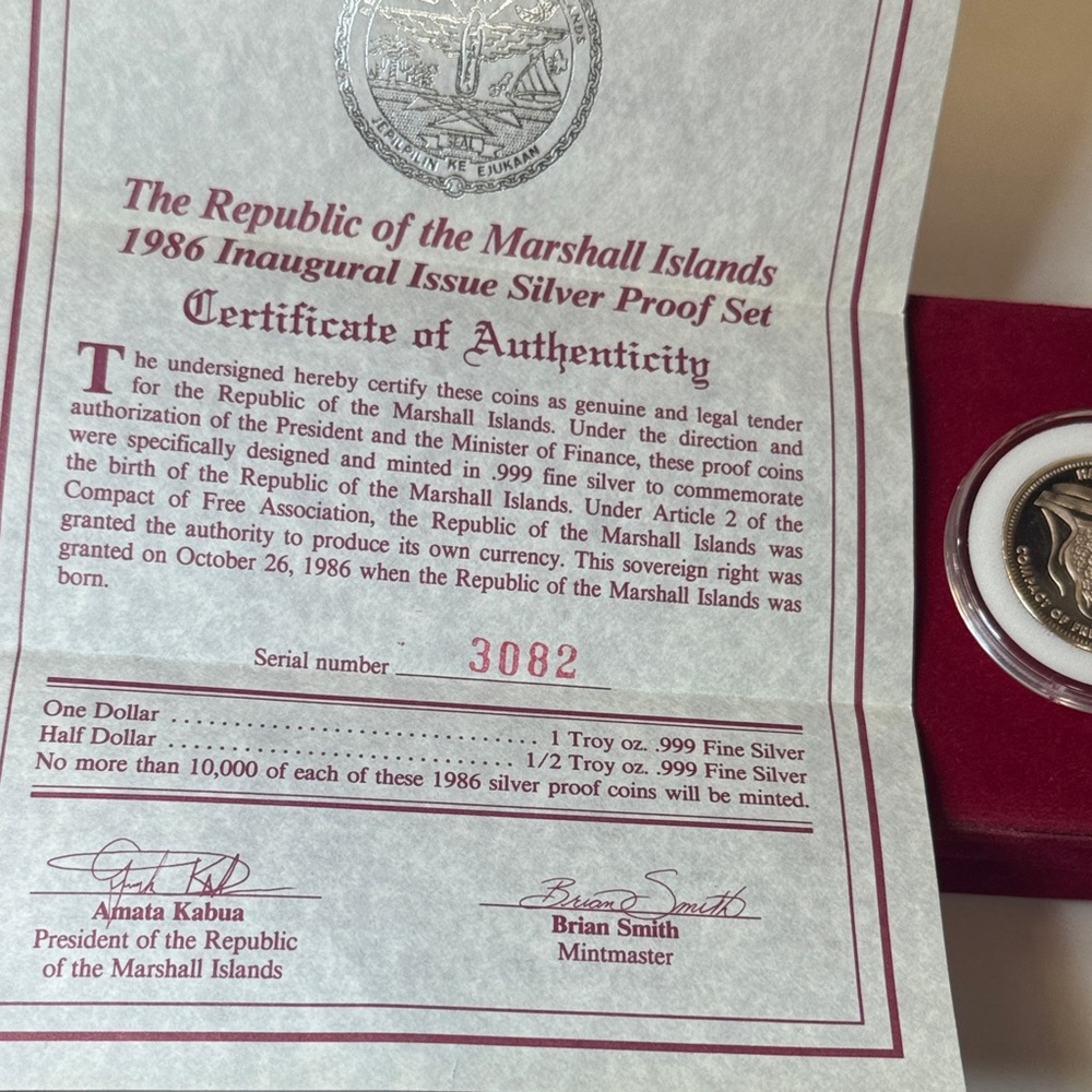 Marshal Island Silver Commemorative Coin Set two coins - Picture 9 of 14
